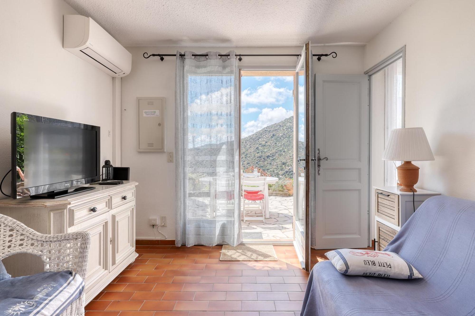 Exceptional View In Saint-Clair For 4 People Apartment Le Lavandou Luaran gambar
