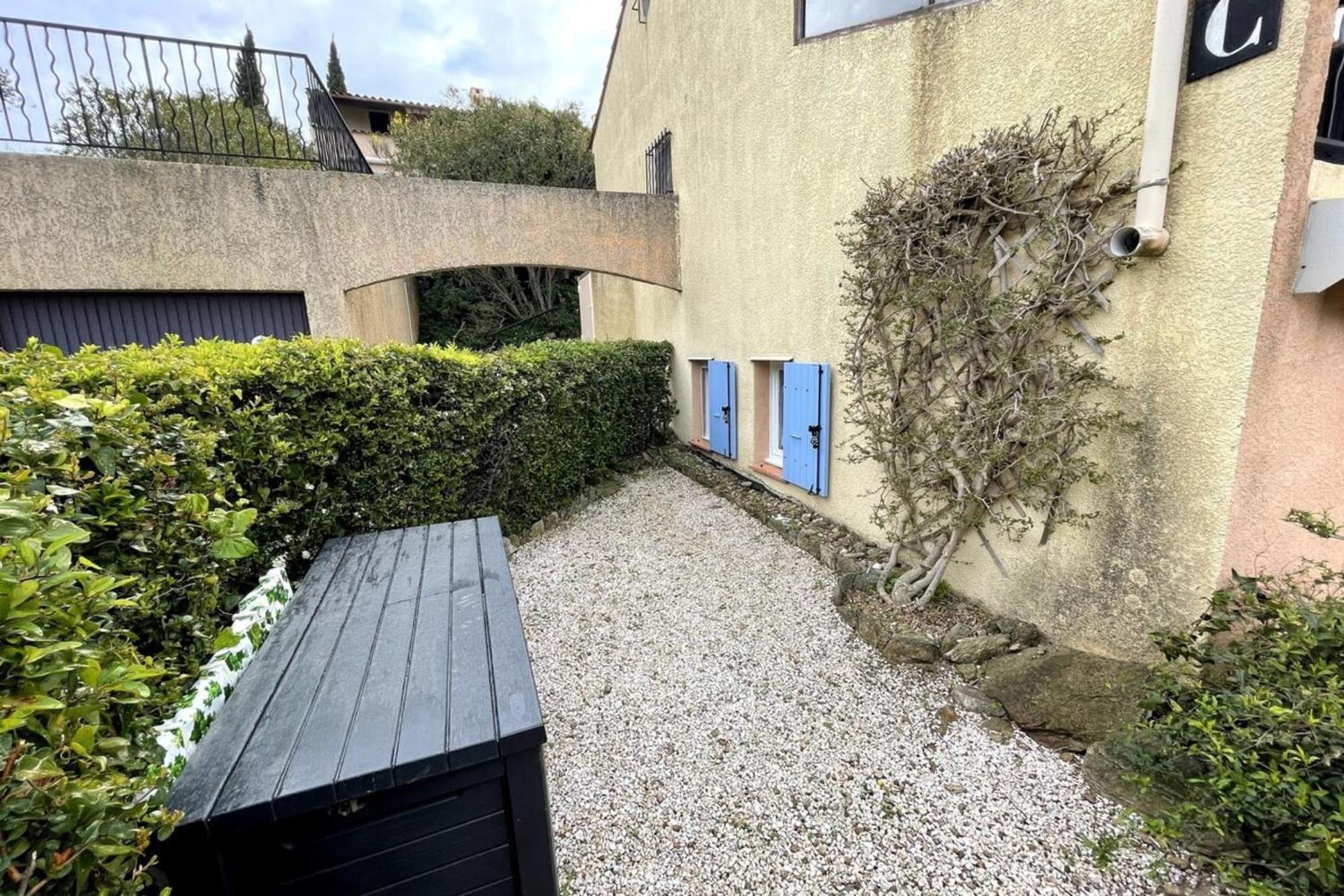Exceptional View In Saint-Clair For 4 People Apartment Le Lavandou Luaran gambar